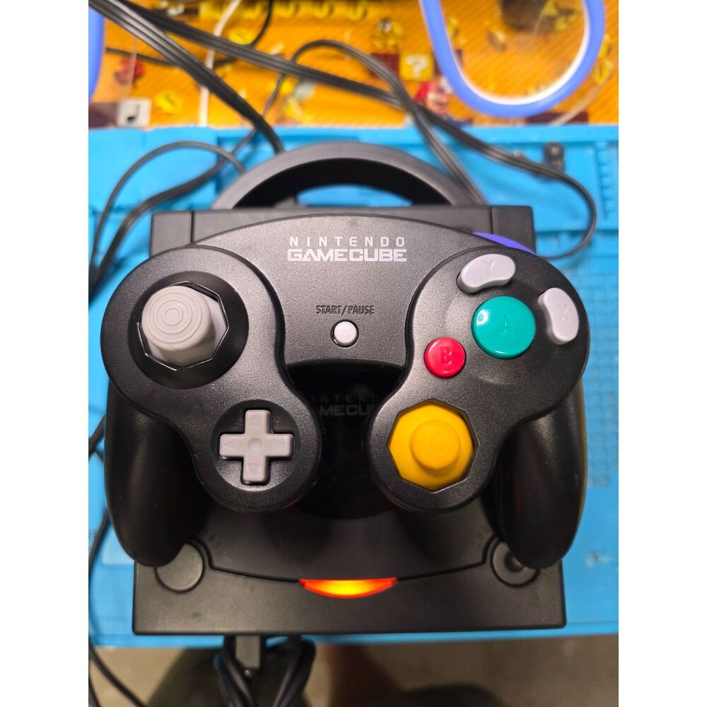 Nintendo Gamecube Controller - Black - EUC!